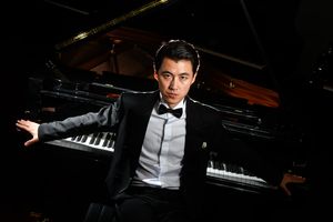 Haiou Zhang: Chinesischer Virtuose huldigt der Romantik